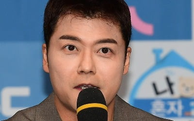 전현무, 연수입만 40억 이상이라더니…"돈 빌려 달라는 연락 많이 와" ('브레인')