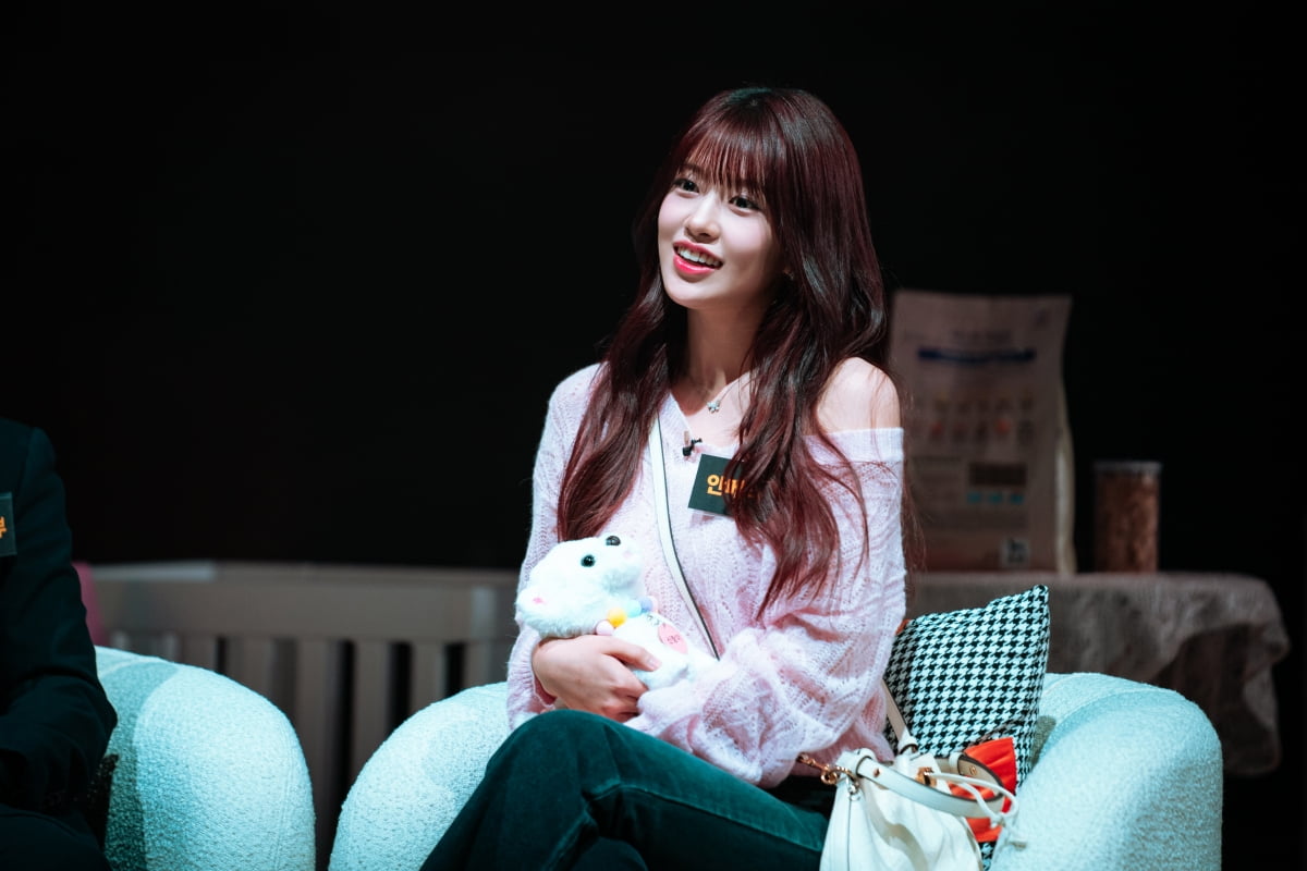 '이혼 소송' 박지윤, 결별 4개월 만에 복귀…"고민 많이 하고 노력했다" ('크라임씬제로')