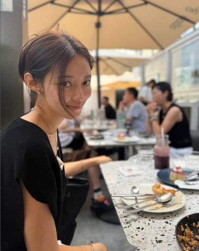 서하얀♥임창정, SNS서 대놓고 연애중…'18살 연하' 칭찬에 헤벌쭉