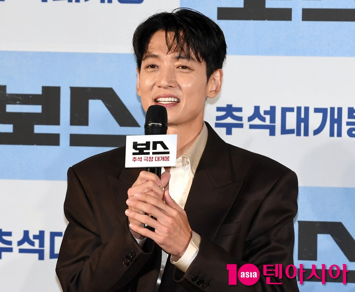 '보스' 정경호, 스트리트 탱고 파이터의 순수한 미소[TEN포토]