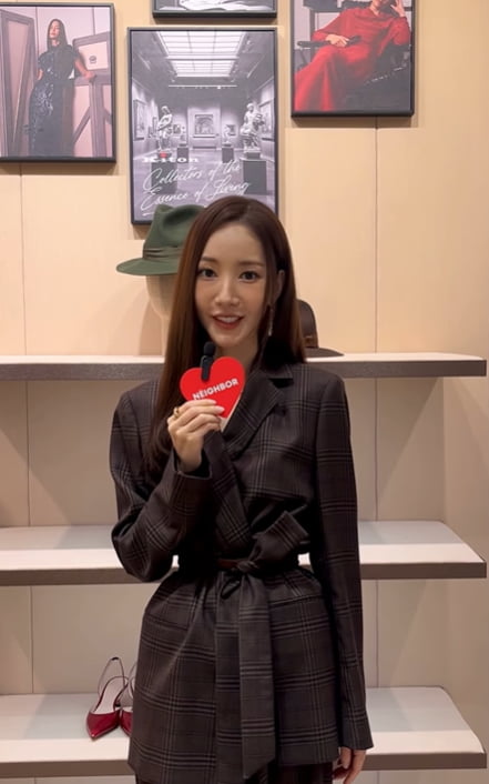더네이버 매거진 SNS