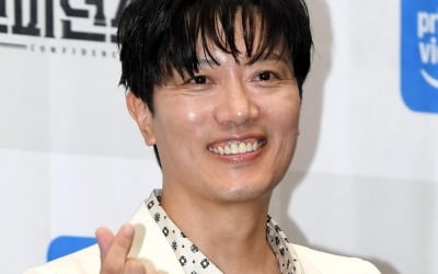 '55세' 박희순, 분장만 6시간 했다더니…"아이돌의 삶이란 어쩔 수가 없어" ('컨피던스맨KR')