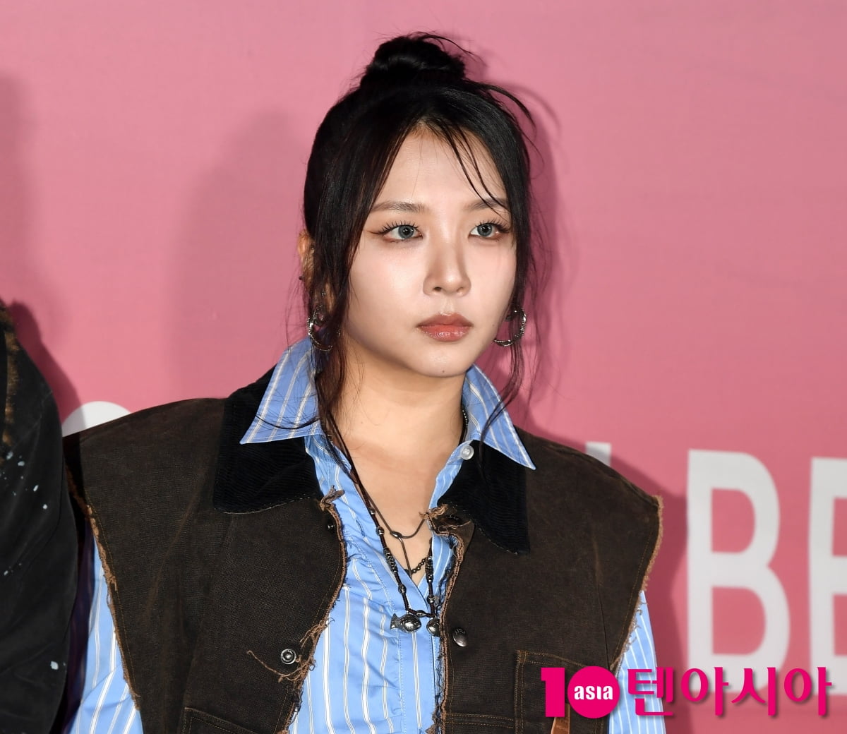KARD 전지우, 덕수궁 돌담길 런웨이~[TEN포토+]