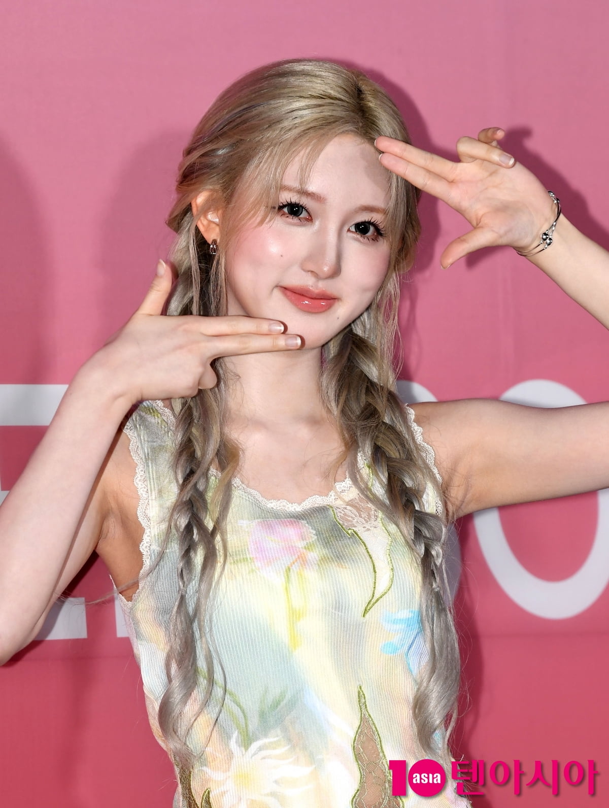 아이브 가을, 깨발랄 포즈에 귀염뽀작...점점 더 이뻐지네[TEN포토+]