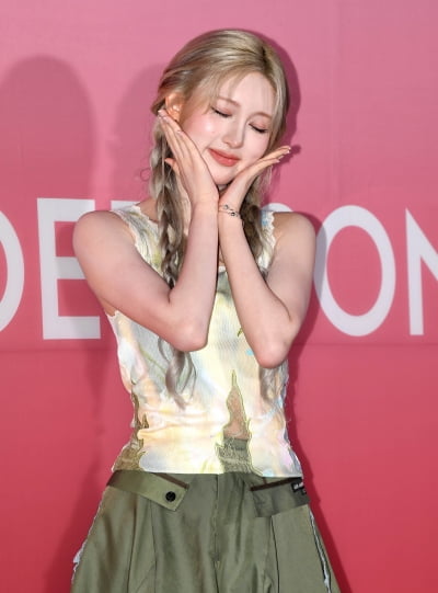 아이브 가을, 깨발랄 포즈에 귀염뽀작...점점 더 이뻐지네[TEN포토+]