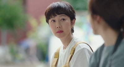 [종합] 염정아, 박해준과 ♥핑크빛 마음 자각했다…"처음 사랑을 느끼면" ('첫 사랑을')