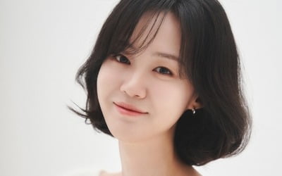 [공식] '36세 미혼' 박예영, 2년 만에 결별하더니…이준혁과 한 식구로 새출발