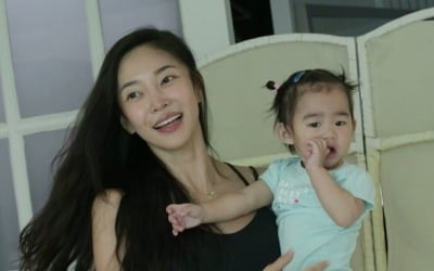 김윤지, 출산 후 16kg 뺐다더니…'168cm 47kg' 인증 "임신 전보다 빠져" ('슈돌')