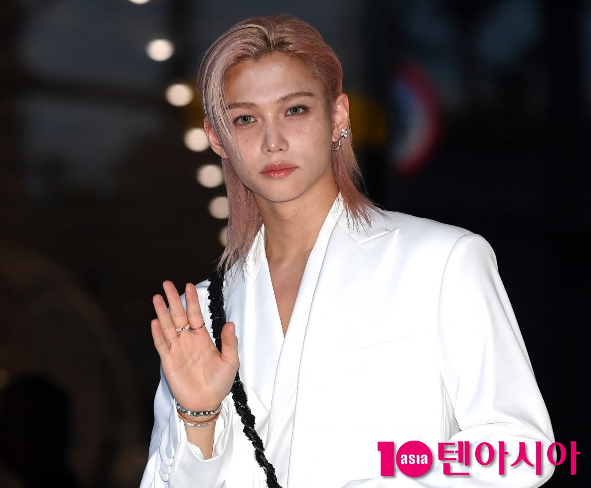 스트레이키즈 필릭스, 백마탄 왕자님...잘생겨서 고마워[TEN포토+]