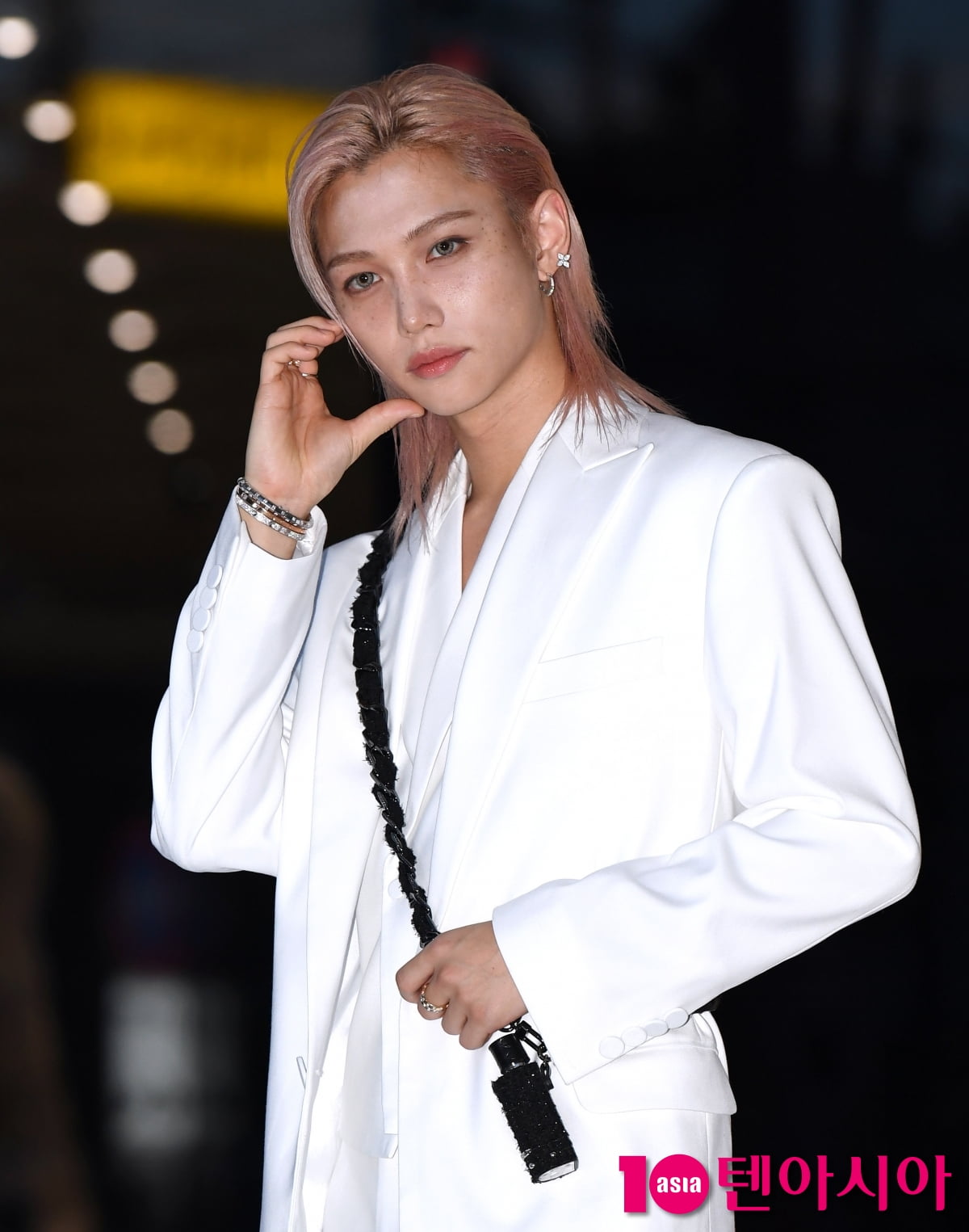 스트레이키즈 필릭스, 만찢남의 화려한 외출...잘생겨서 고마워[TEN포토+]
