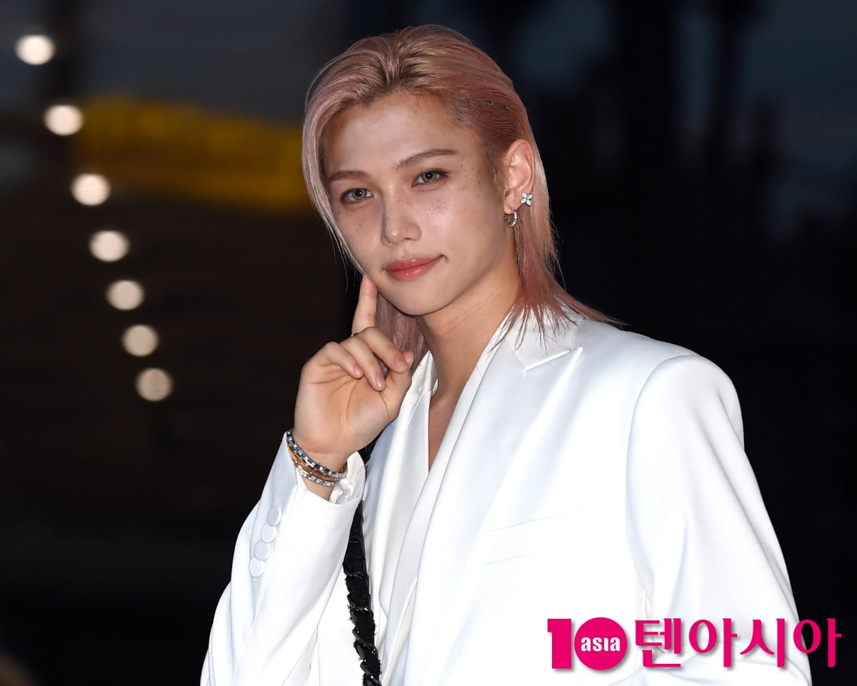 스트레이키즈 필릭스, 만찢남의 화려한 외출...잘생겨서 고마워[TEN포토+]