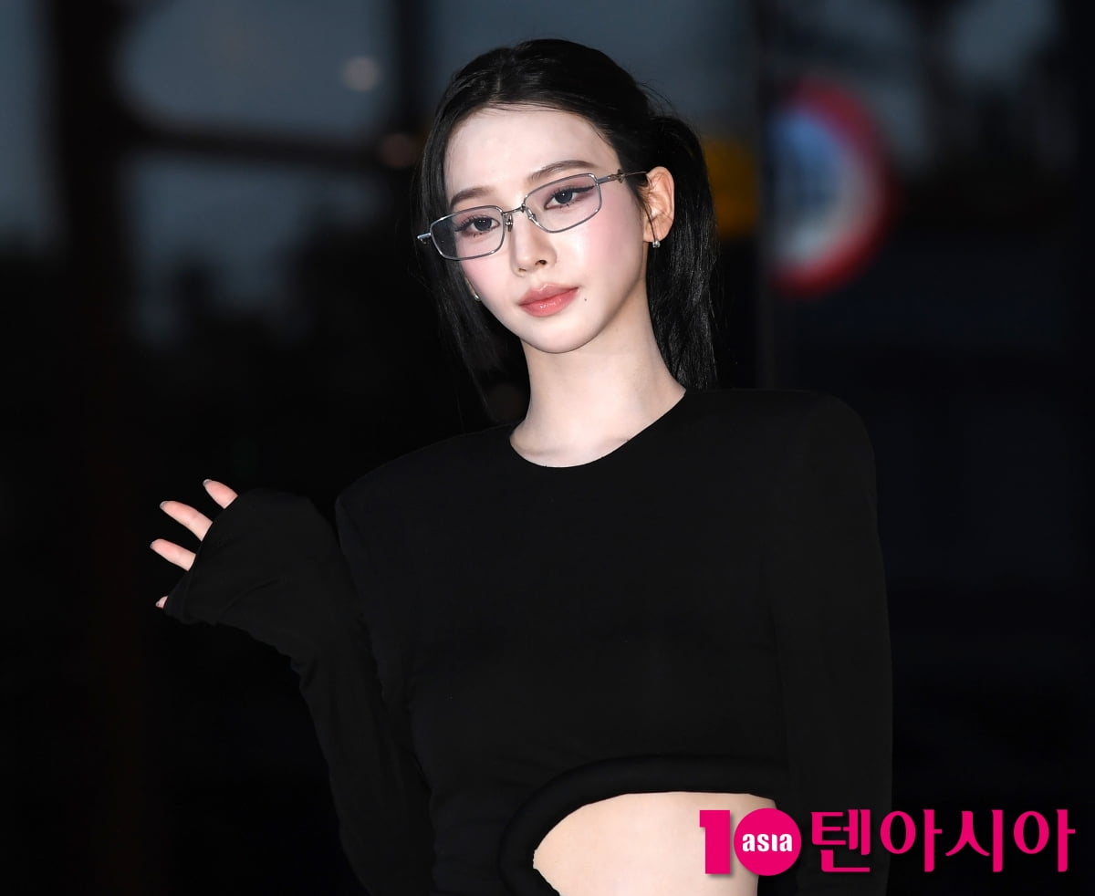 에스파 카리나, AI 같은 비주얼...선생님을 모십니다[TEN포토+]