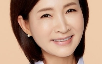 Veteran Actress Jung Ae-ri Returns to TV in 'Mari and the Strange Dads'