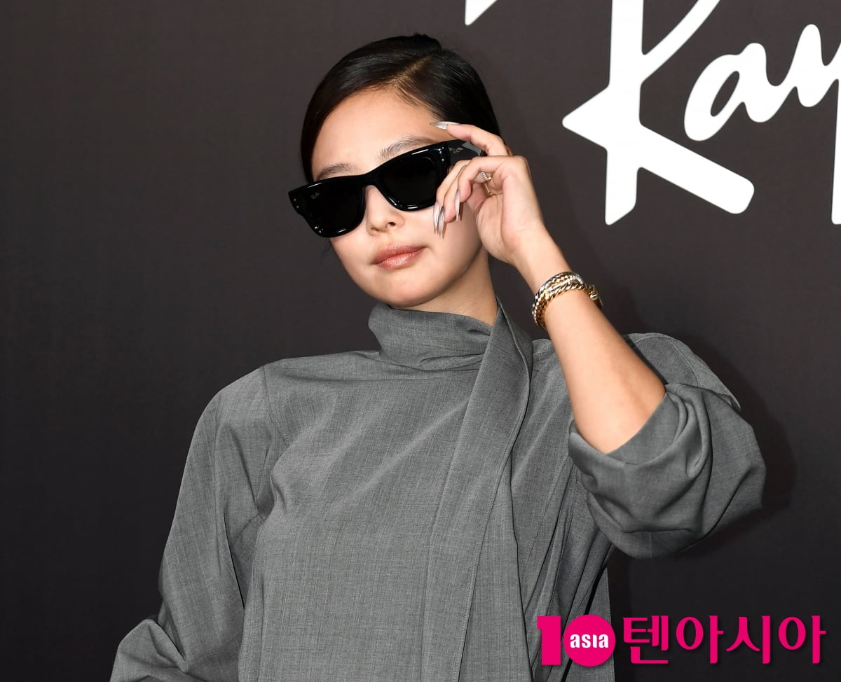 블랙핑크 제니, 귀여움 숨긴 미모...남다른 존재감[TEN포토+]