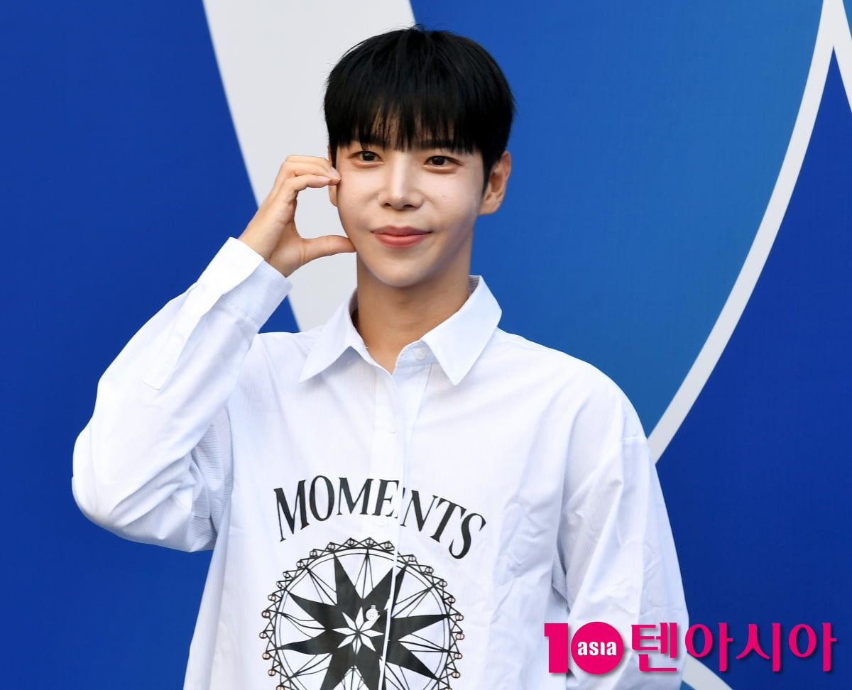 현우, 볼하트 잘하죠[TEN포토]