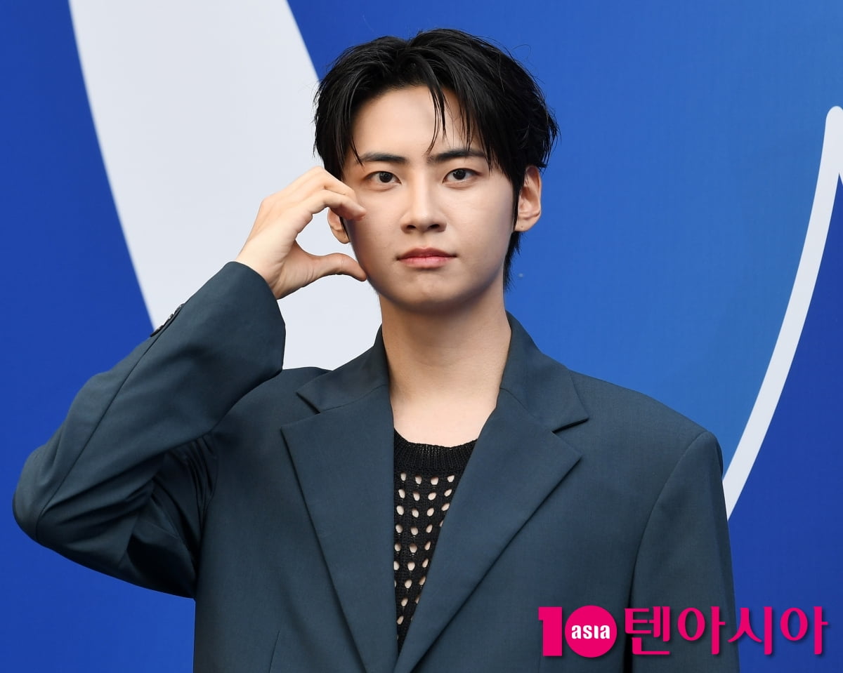 이진혁, 젠틀한 인사[TEN포토]
