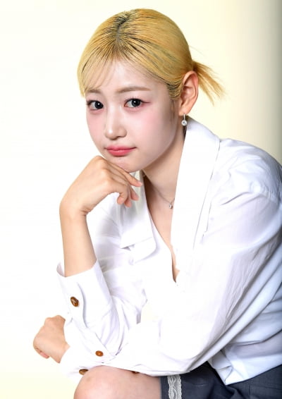 양궁 유망주→수학 영재, 무대 택했다…피프티피프티 예원, 끝내 써 내린 역주행 신화 [TEN인터뷰]
