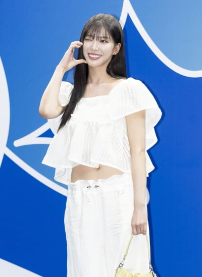 임사랑, 청초함 가득한 핑크빛 매력[TEN포토]