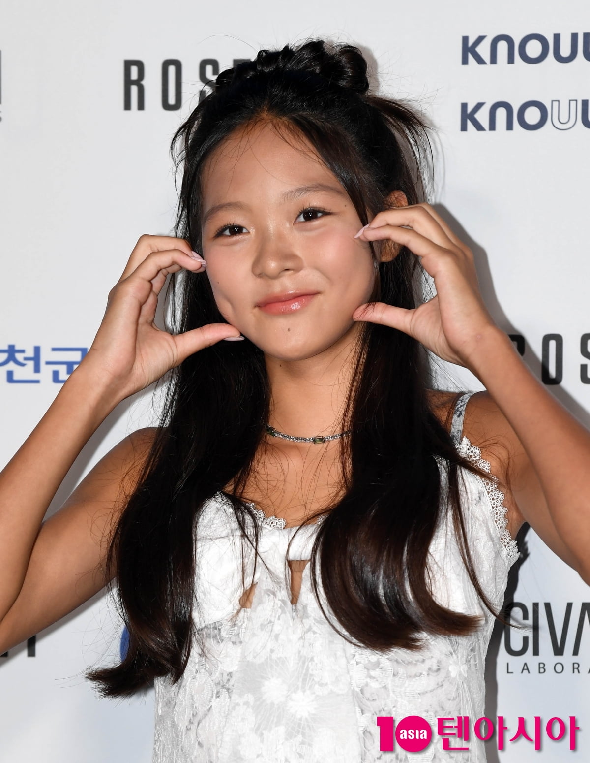 추사랑, 뼈말라 몸매...귀엽게 볼콕[TEN포토+]