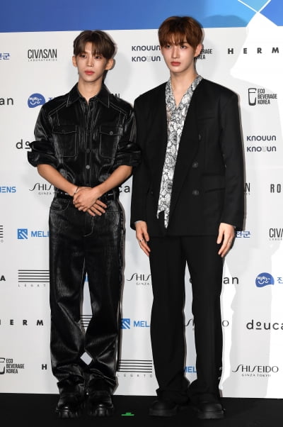 idntt's Kim Do-hun and Kim Hee-ju Shine at 2026 S/S Seoul Fashion Week