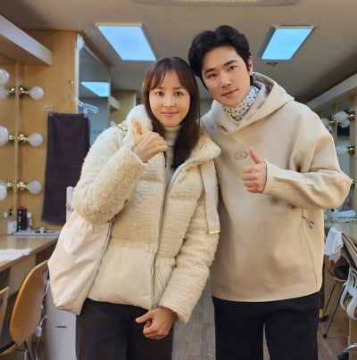 한혜진 친언니, 결혼 압박 끝에 ♥김강우와 결혼…"중학생 아들 둔 학부모 돼" ('백반기행')