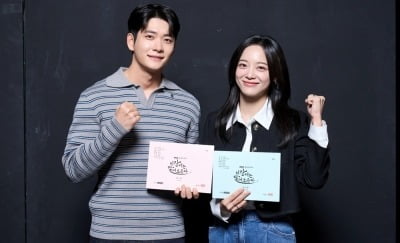 시청률 1%대 굴욕 씻어야 할 텐데…강태오, 이선빈 이어 '2살 연하' ♥김세정과 호흡 ('이강달')