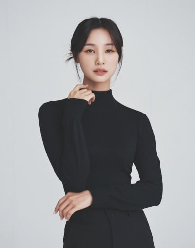 [공식] '미스트롯2' 황우림, 독점 에이전시 계약 체결…"대중과 가까워지도록 전폭 지원할 것"