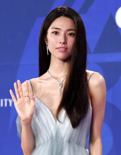 父는 의사, 母는 간호사…'미대 출신' 엄친딸 하영, '실험실' 크루로 합류
