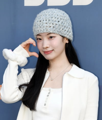 트와이스 다현, 가을 햇살 받으며...꽃미소 발산[TEN포토+]