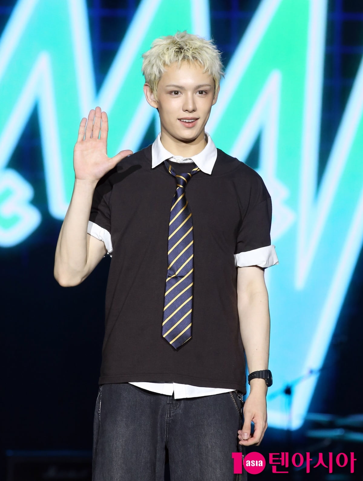 에이엠피 크루, 미소년 하트[TEN포토+]