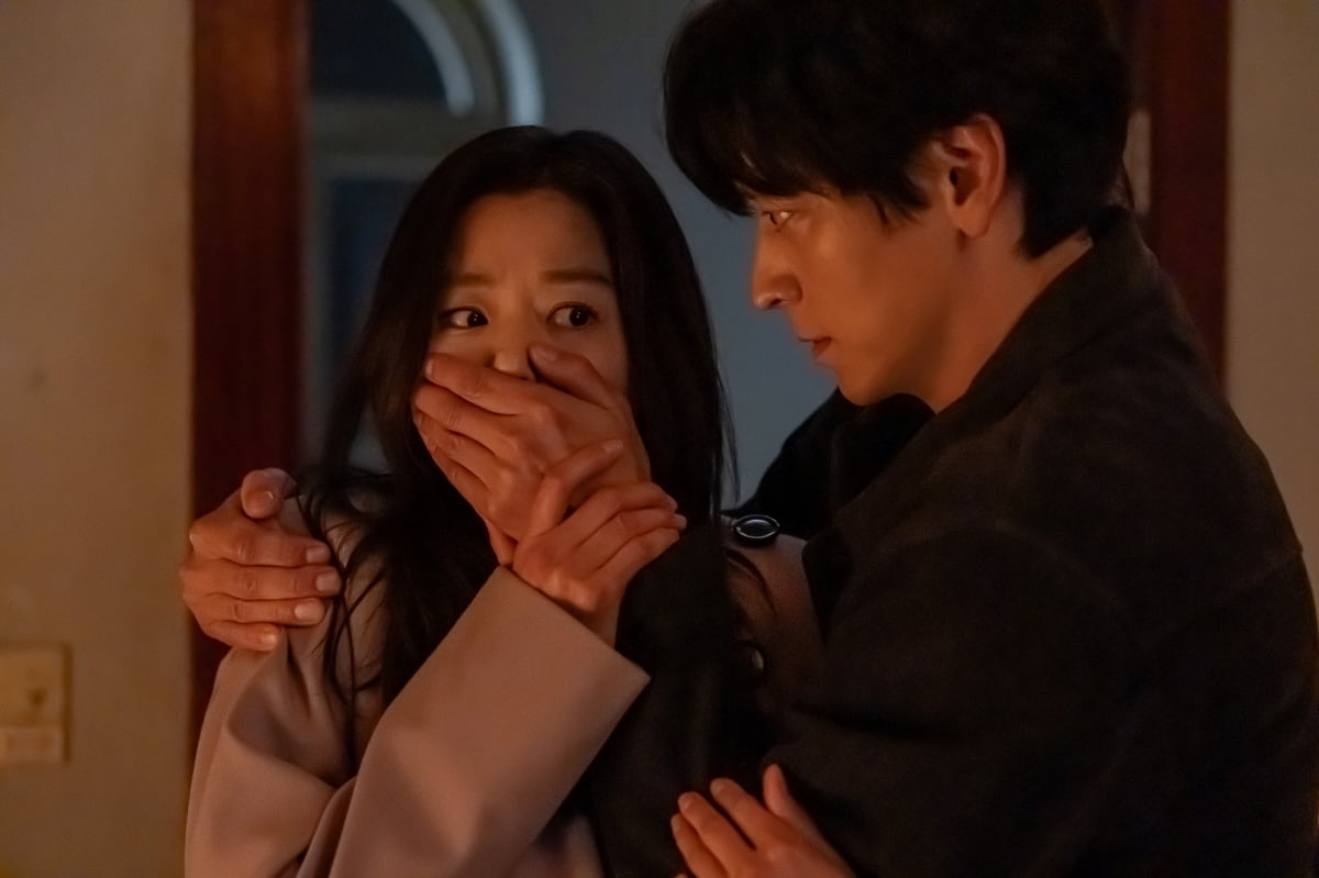 전지현, '유력 차기 대통령' 남편 죽음 후 각성했다…대선 출마 결심('북극성') [종합]