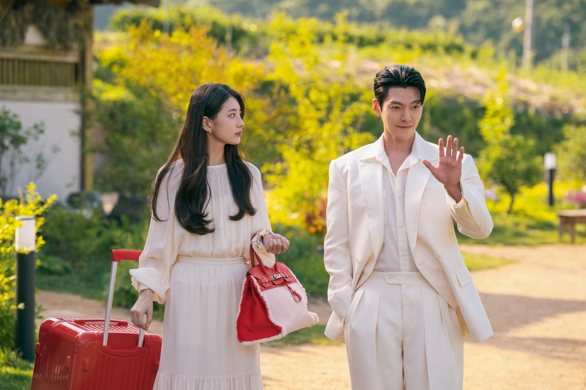 수지, 감정 결여된 상태…"깜찍보단 끔찍한 편"('다 이루어질지니')