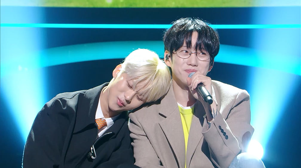 '김윤주♥' 권정열, 잘생겨진 이유 있었네…"대기실서 괄사하고 있더라" ('더시즌즈')