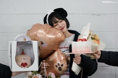 한 자릿수 시청률 1/3토막 났는데…'걸그룹 출신' 강미나 "몸치인 내게 벽처럼 느껴져" ('트웰브')
