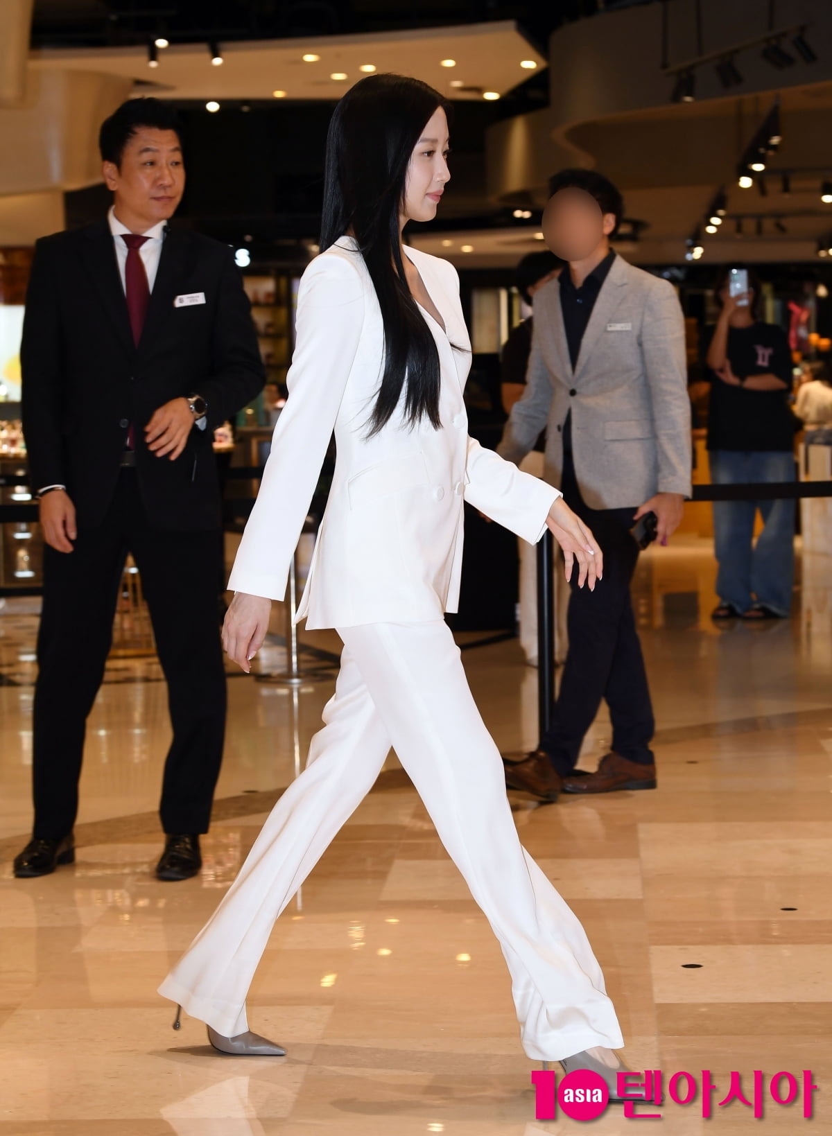 문가영, 가을을 입은 여신...빛나는 물광 피부[TEN포토+]