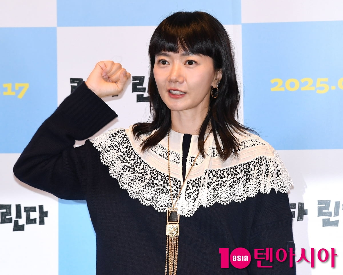 배두나, 머리부터 발끝까지 센스 넘치는 패션[TEN포토+]