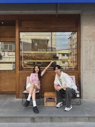 안소희, '한솥밥 식구' 장동윤과 묘한 ♥핑크빛 기류…"처음 만난 동갑 친구, 반갑고 즐거워"