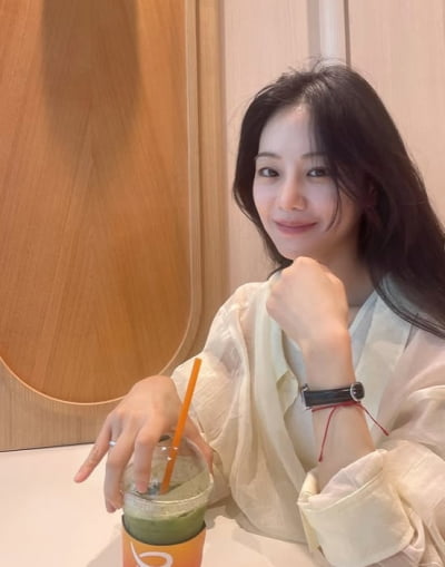 "지식도 없이 생명 키우냐"…한지은 '동물 학대' 논란, 결국 SNS로 튀었다 [TEN이슈]