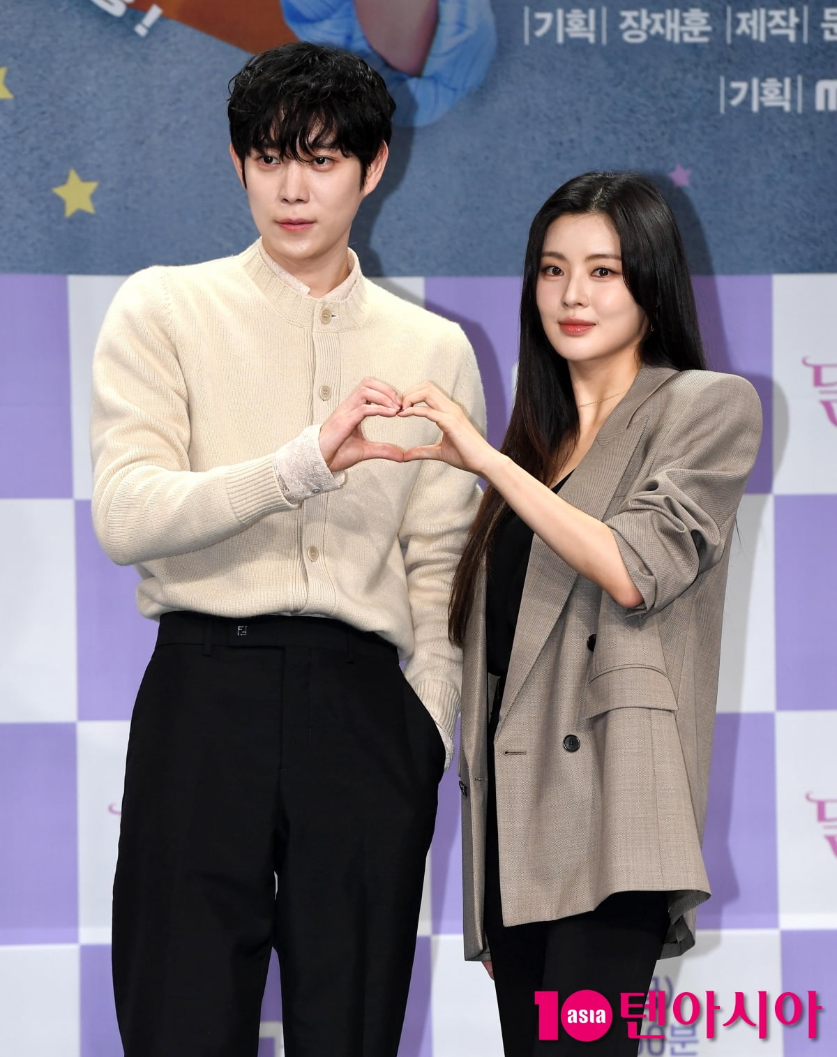 이선빈, 매너다리 하는 김영대...설레이는 키 차이[TEN포토+]