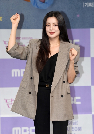 이선빈, 청초함 가득한 핑크빛 매력[TEN포토+]