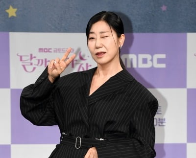 '13kg 감량' 라미란, 노출증 약 복용 고백…"너무 숭해, 수영복 신 의외로 많이 나와" ('달까지')