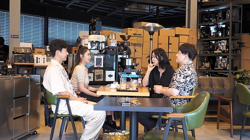 '47세 미혼' 천명훈, 방송용 썸 포기 못했나…♥소월에 "5분만 손잡아볼까" ('신랑수업') 