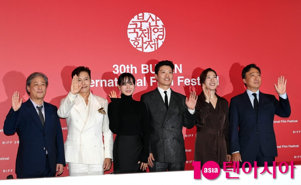 'Biff' '어쩔수가없다' 개막작 기자회견[TEN포토]