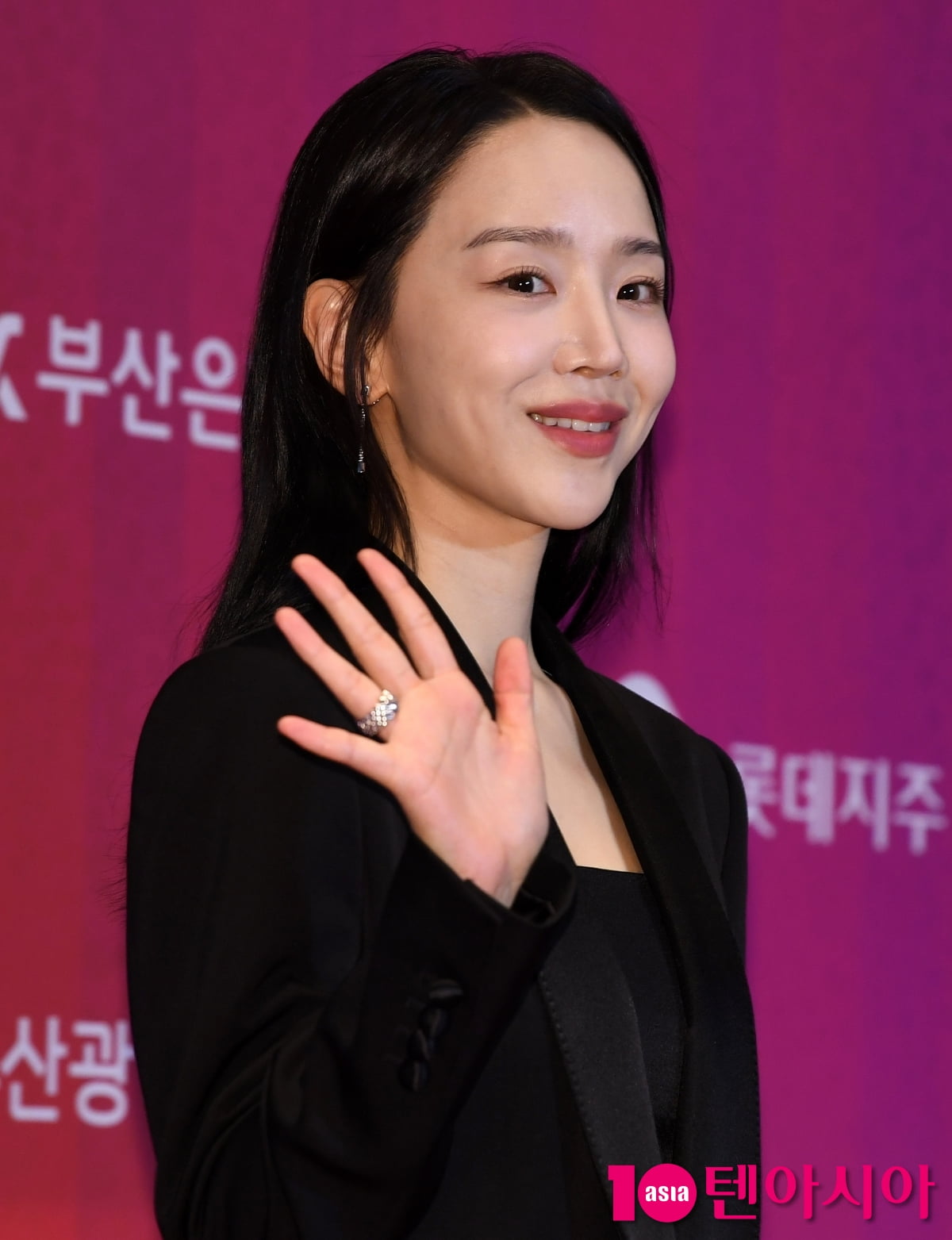 신혜선, 귀여운 하트 드려요[TEN포토+]