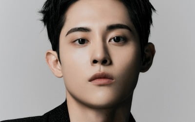 [공식] '김수현 소속사' 이종현, 데뷔 1년차에 기쁜 소식 전했다…시청률 7% '신사장' 출연