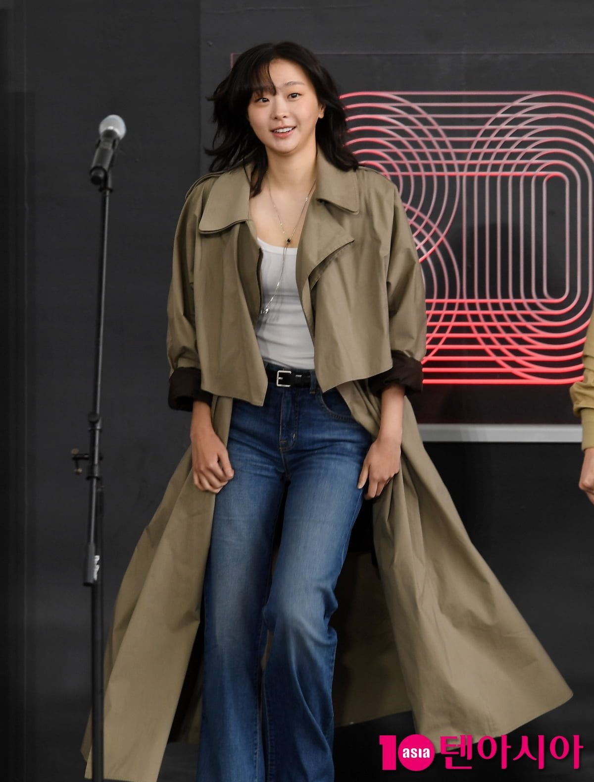 'BIFF' 김다미, 청바지+흰티만 입어도 빛나...가을을 입다[TEN포토]