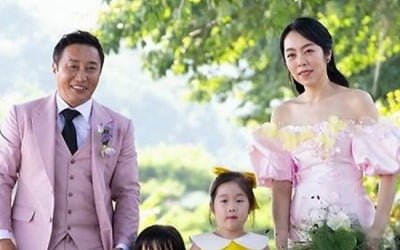 "사회는 이수근"…'전처 딸 파양' 김병만, ♥전여친과 오늘(20일) 재혼 [TEN이슈]