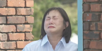 박나래, 결국 주저앉아 오열했다…돌아가신 조부모 빈 집에 "너무 괴로워" ('나혼산')