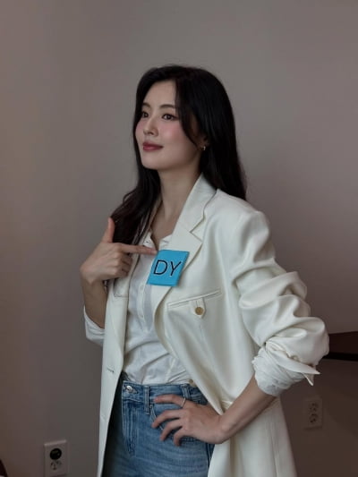 '이광수와 8년째 연애♥' 이선빈, 이렇게 예뻐도 될까…장기연애 납득할만한 압도적인 비주얼
