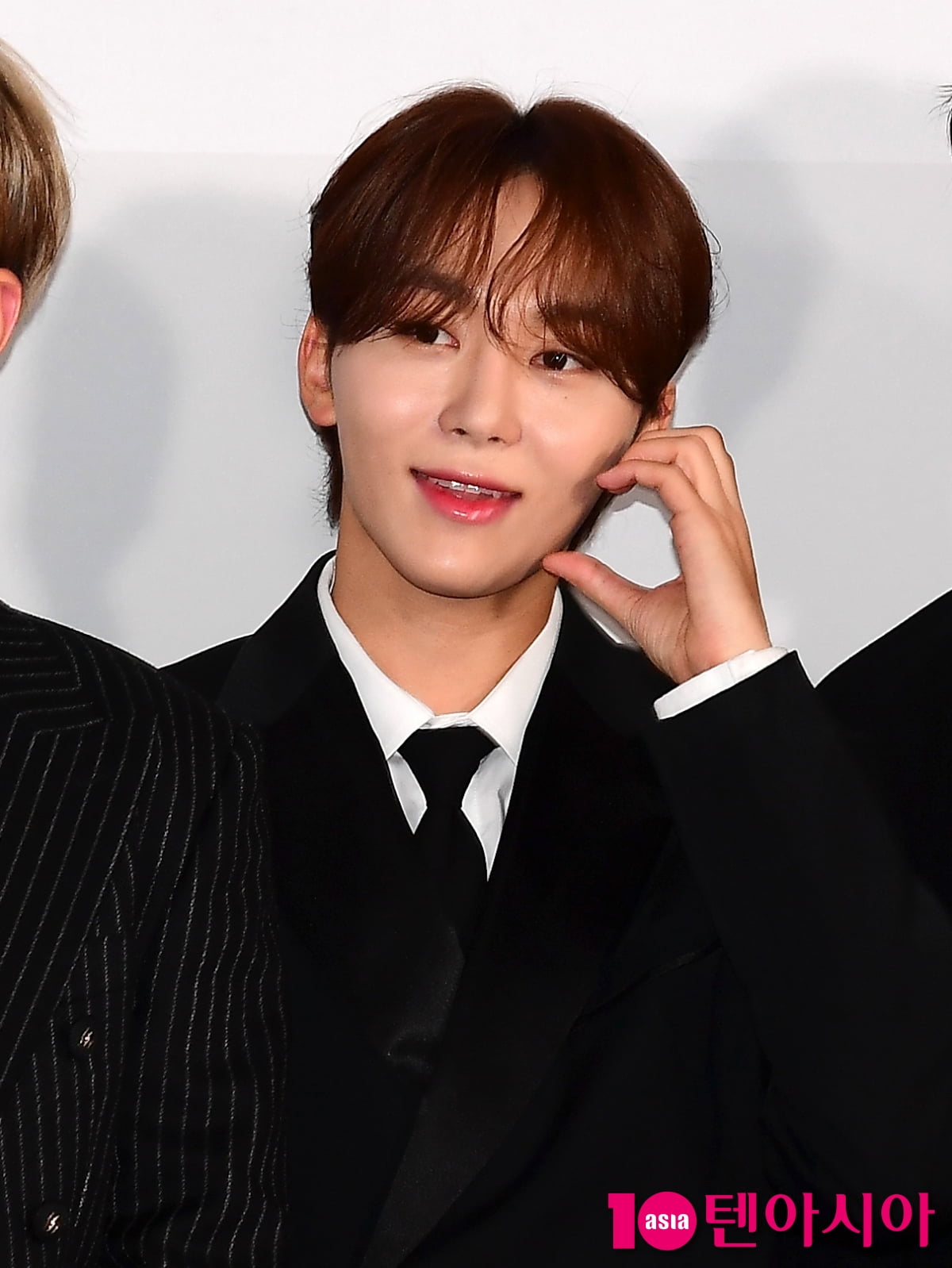 텐아시아 DB